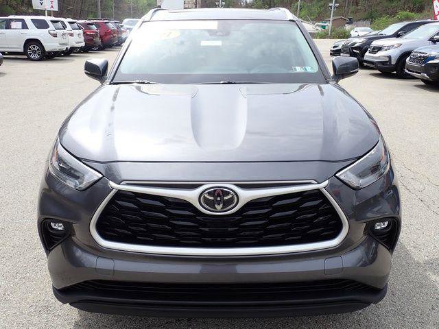 Certified 2021 Toyota Highlander XLE image 11