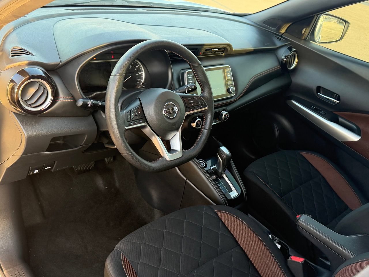 Certified 2020 Nissan Kicks SR FWD image 16