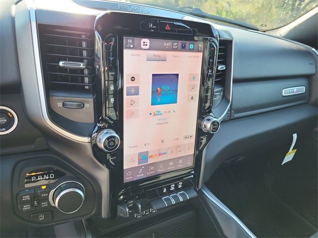 New 2026 RAM 1500 4x4 Crew Cab image 12