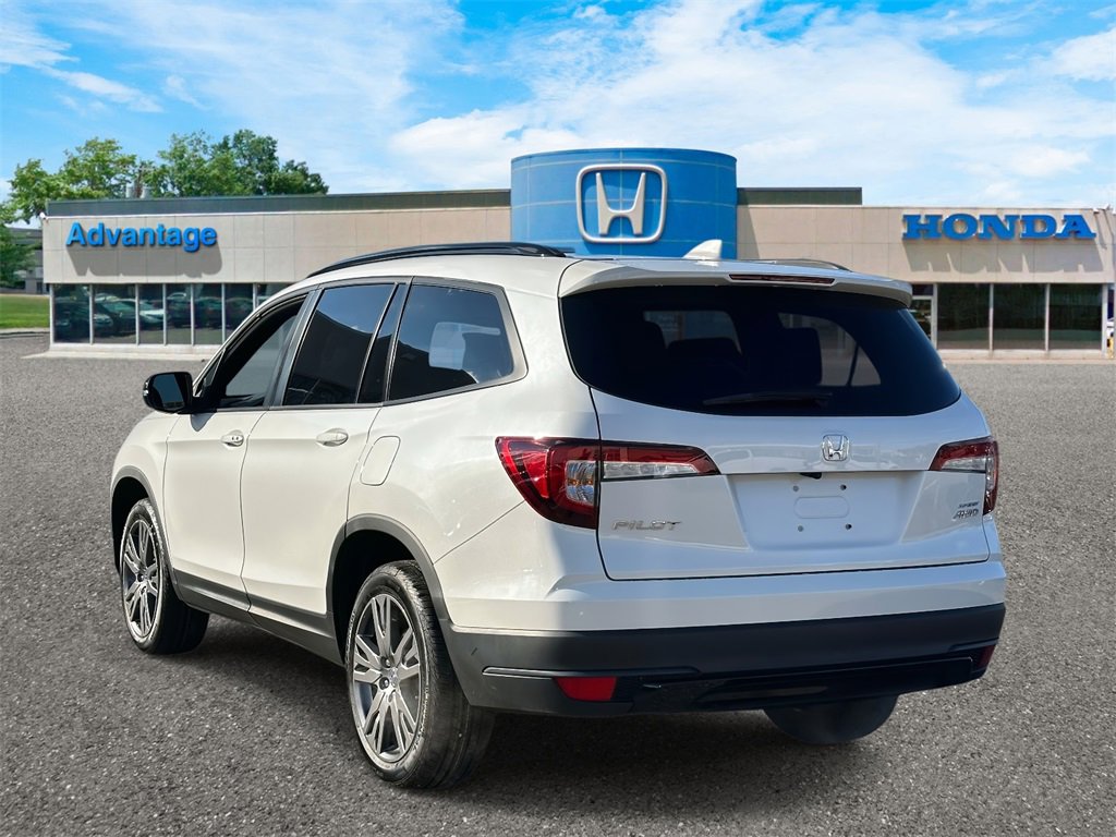 Certified 2022 Honda Pilot Sport image 5