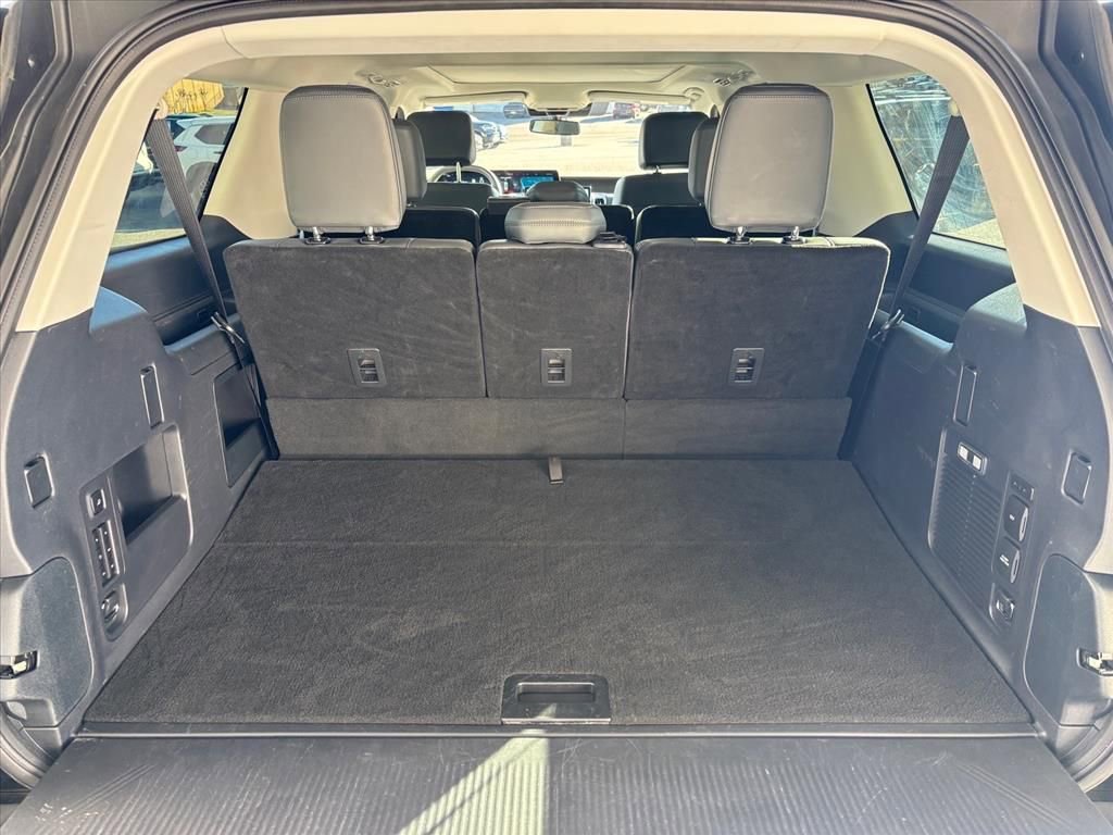 Used 2025 Ford Expedition Max Active image 3