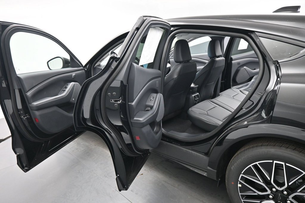 New 2026 Ford Mustang Mach-E Premium w/ Technology Package RWD image 18