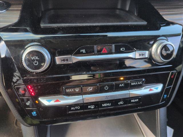 Used 2022 Ford Explorer Limited image 11