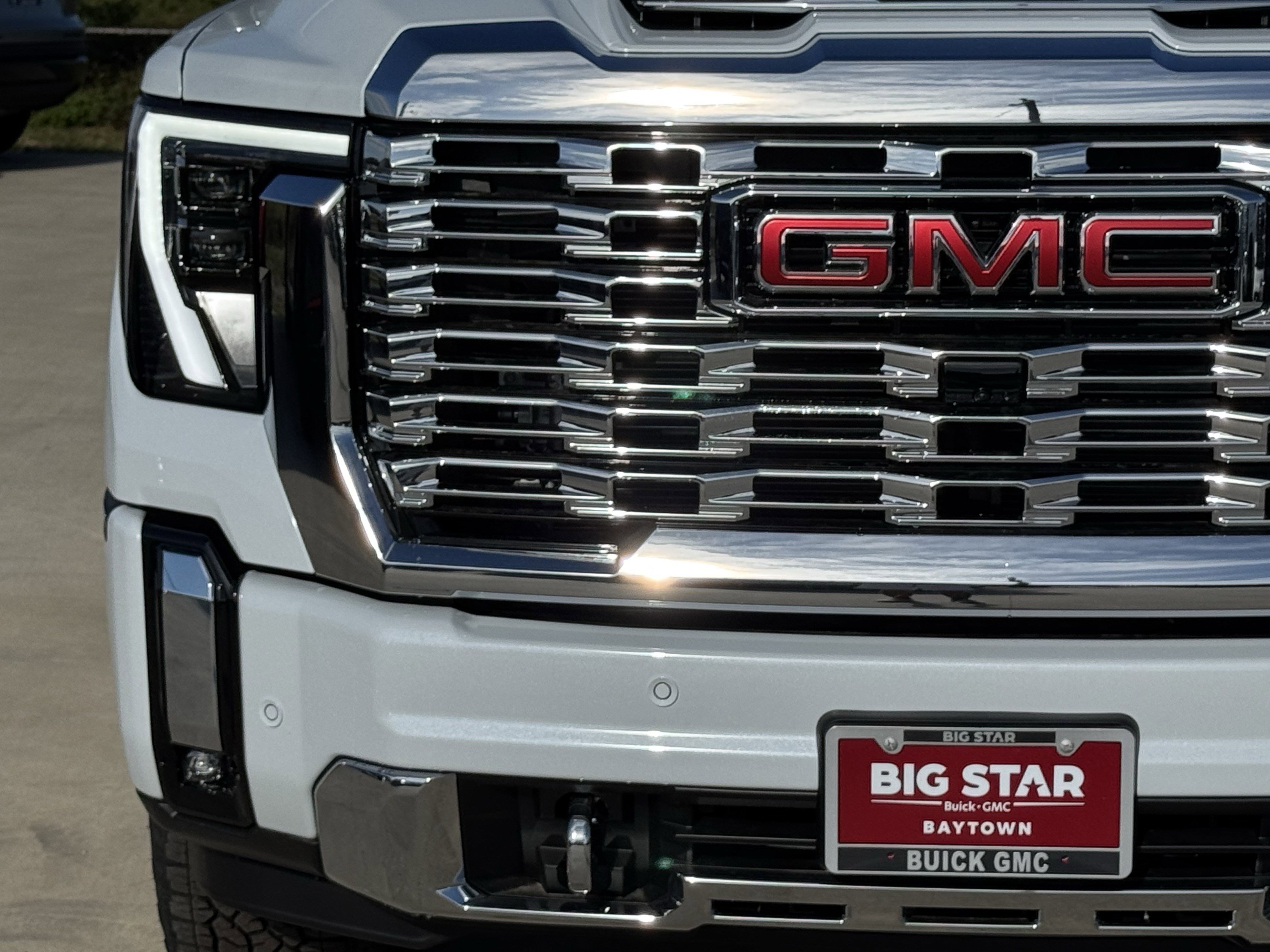 New 2026 GMC Sierra 2500 Denali w/ Technology Package AWD/4WD image 6