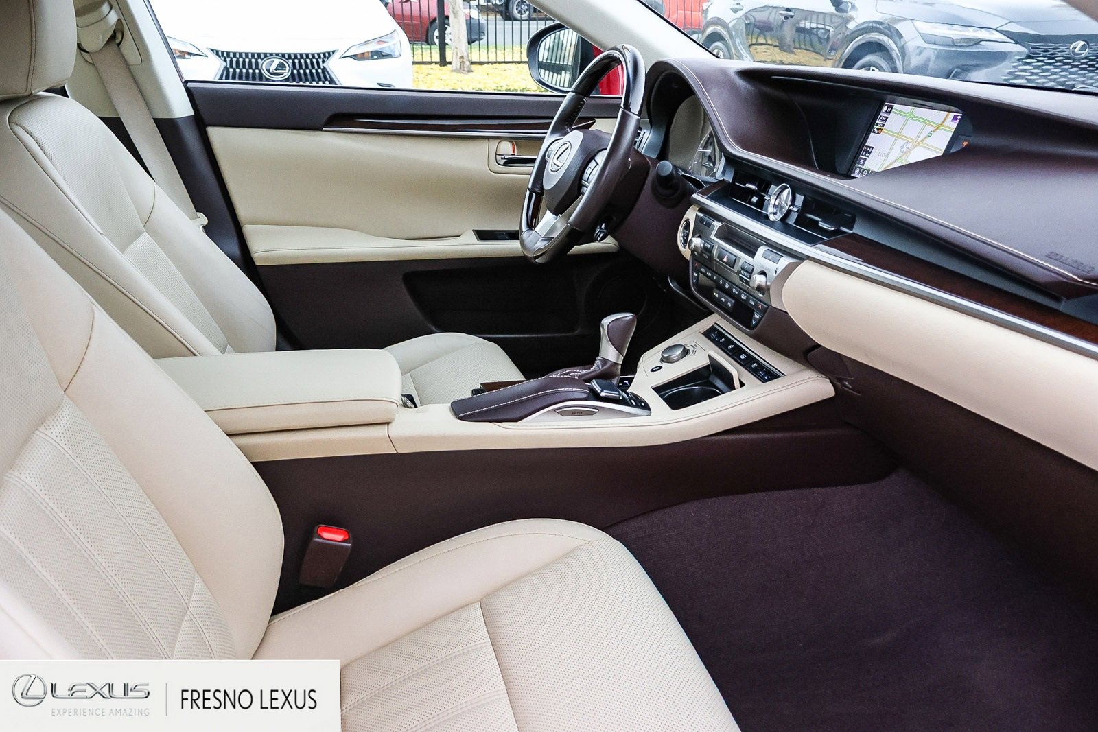 Used 2018 Lexus ES 350 w/ Luxury Package w/Wood Trim image 12