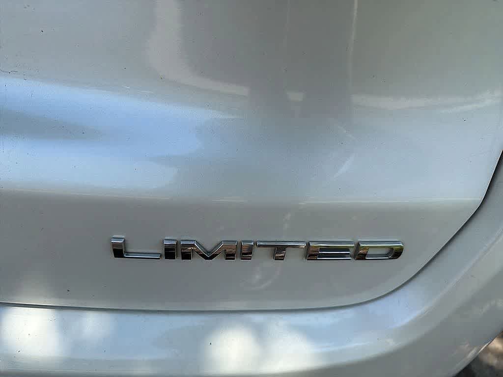 Used 2017 Jeep Compass Limited AWD/4WD image 11