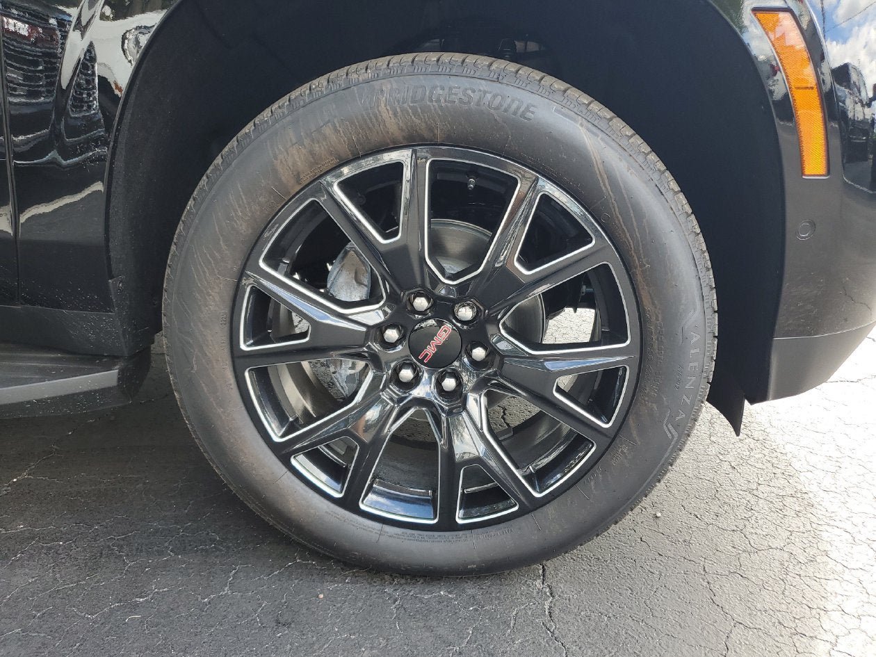 New 2026 GMC Yukon Elevation RWD image 6