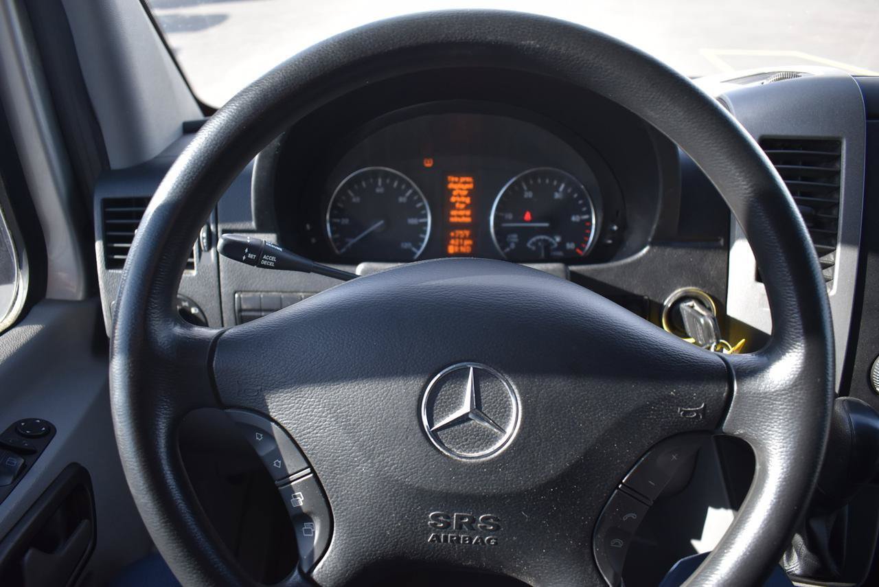Used 2013 Mercedes-Benz Sprinter 2500 image 15