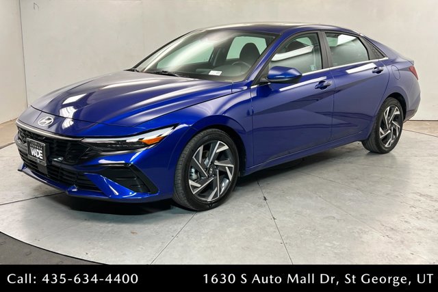 Used 2025 Hyundai Elantra SEL FWD image 1