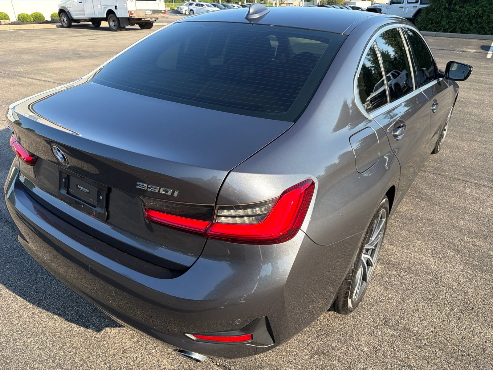 Used 2021 BMW 330i xDrive Sedan w/ Premium Package AWD/4WD image 5