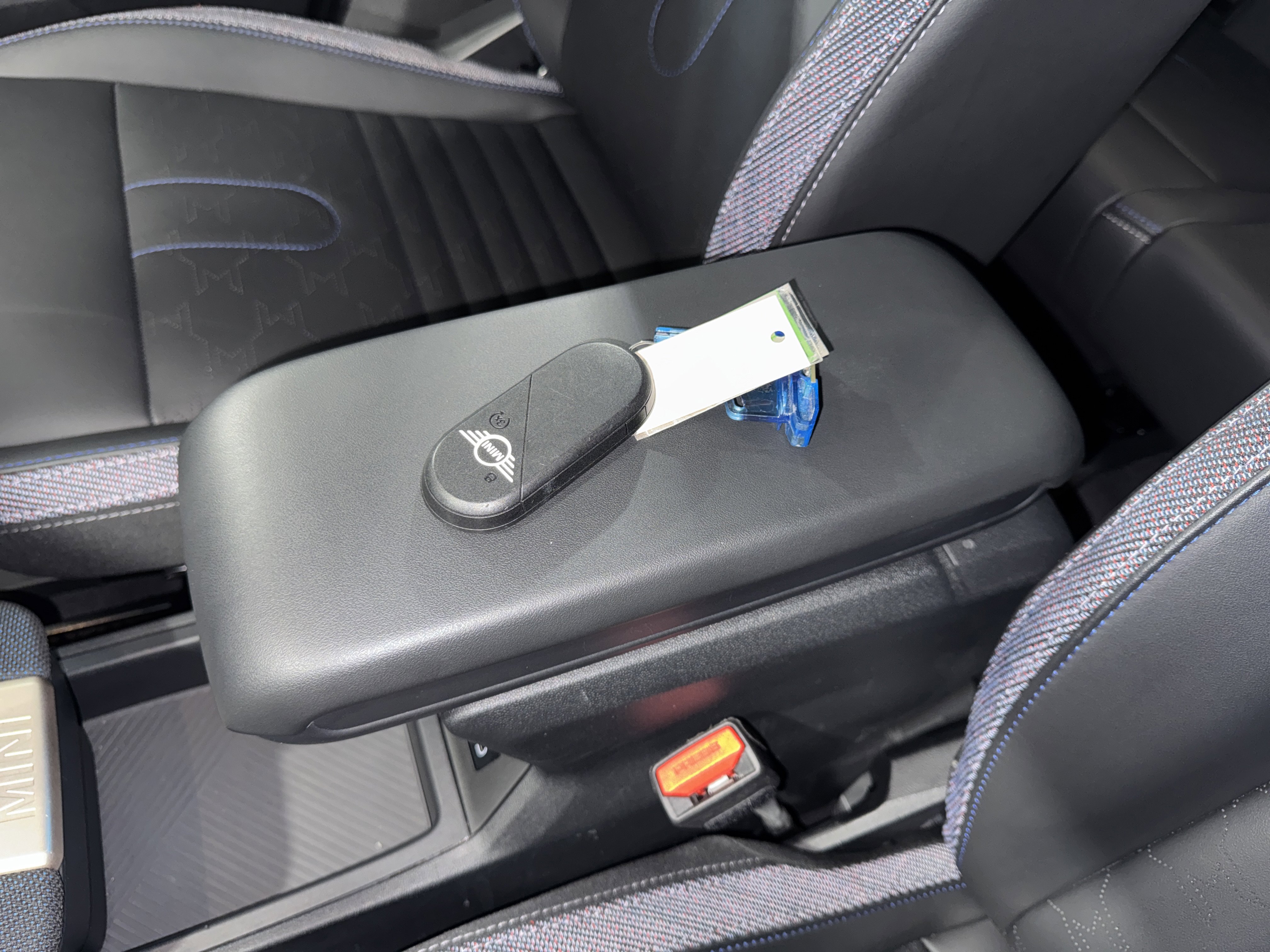 Certified 2025 MINI Cooper Countryman S image 28