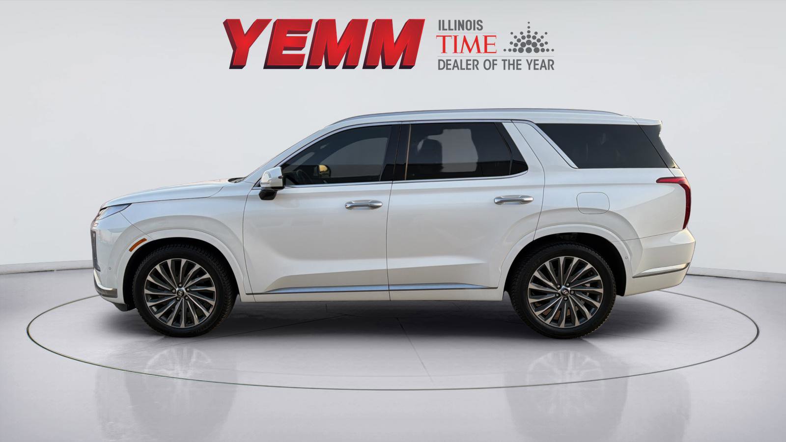 Used 2024 Hyundai Palisade Calligraphy image 10
