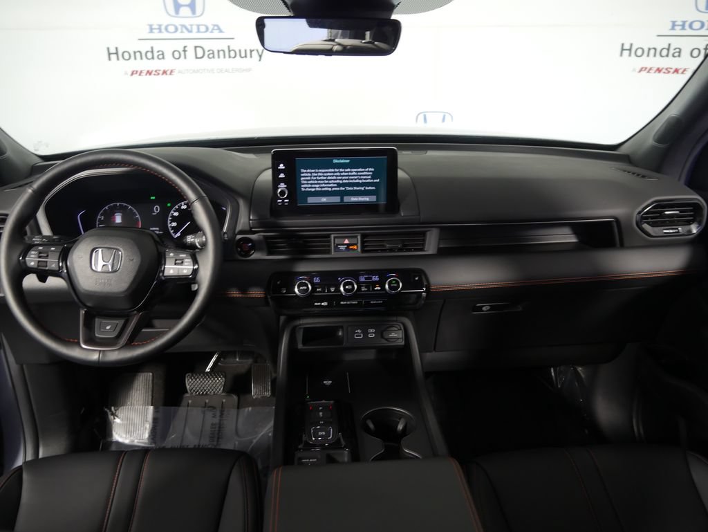 Certified 2025 Honda Pilot TrailSport image 15