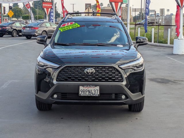 Used 2024 Toyota Corolla Cross XLE image 2
