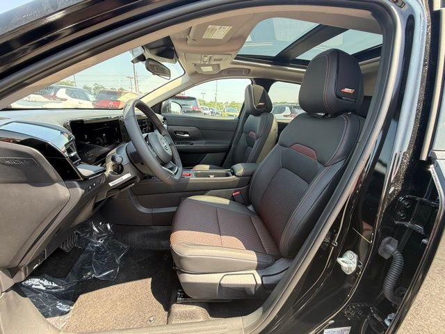 New 2025 Nissan Kicks SR w/ SR Premium Package image 11