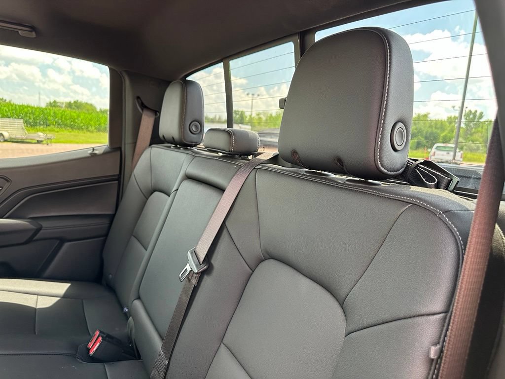 Used 2023 GMC Canyon Elevation w/ Elevation Premium Package AWD/4WD image 23