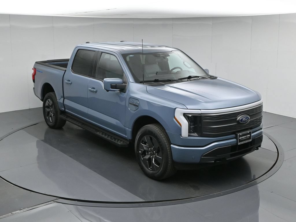 Certified 2023 Ford F150 Lightning Lariat AWD/4WD image 41
