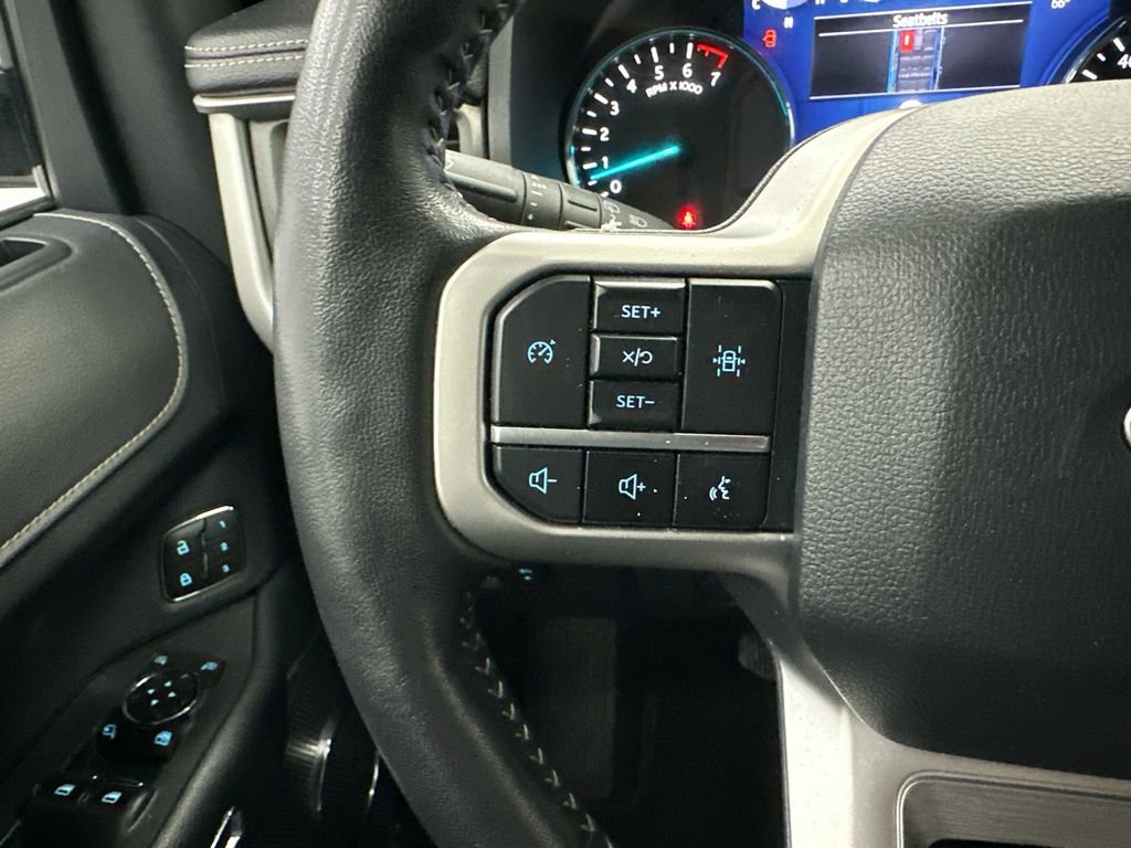 Used 2024 Ford Expedition Max XLT image 28