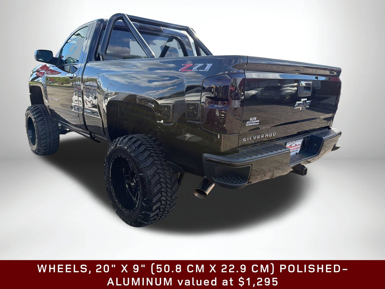 Used 2018 Chevrolet Silverado 1500 LT w/ LT Convenience Package AWD/4WD image 4