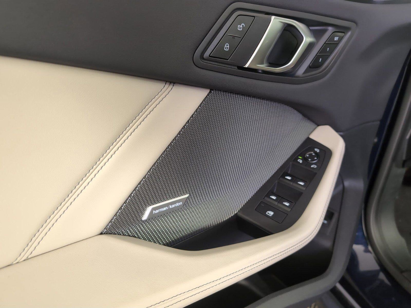 Used 2025 BMW M235i xDrive w/ Premium Package image 24