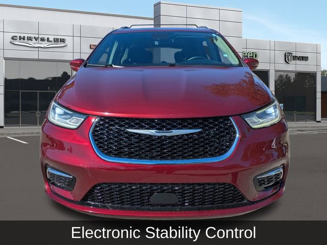 Used 2021 Chrysler Pacifica Touring-L image 9