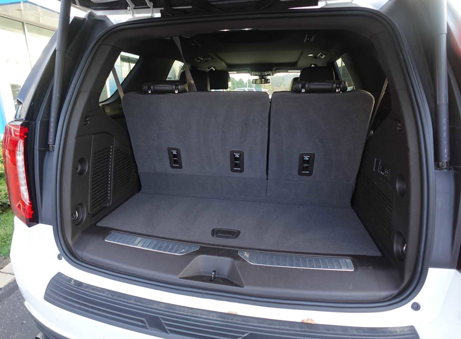 Used 2022 GMC Yukon Denali w/ Max Trailering Package AWD/4WD image 29