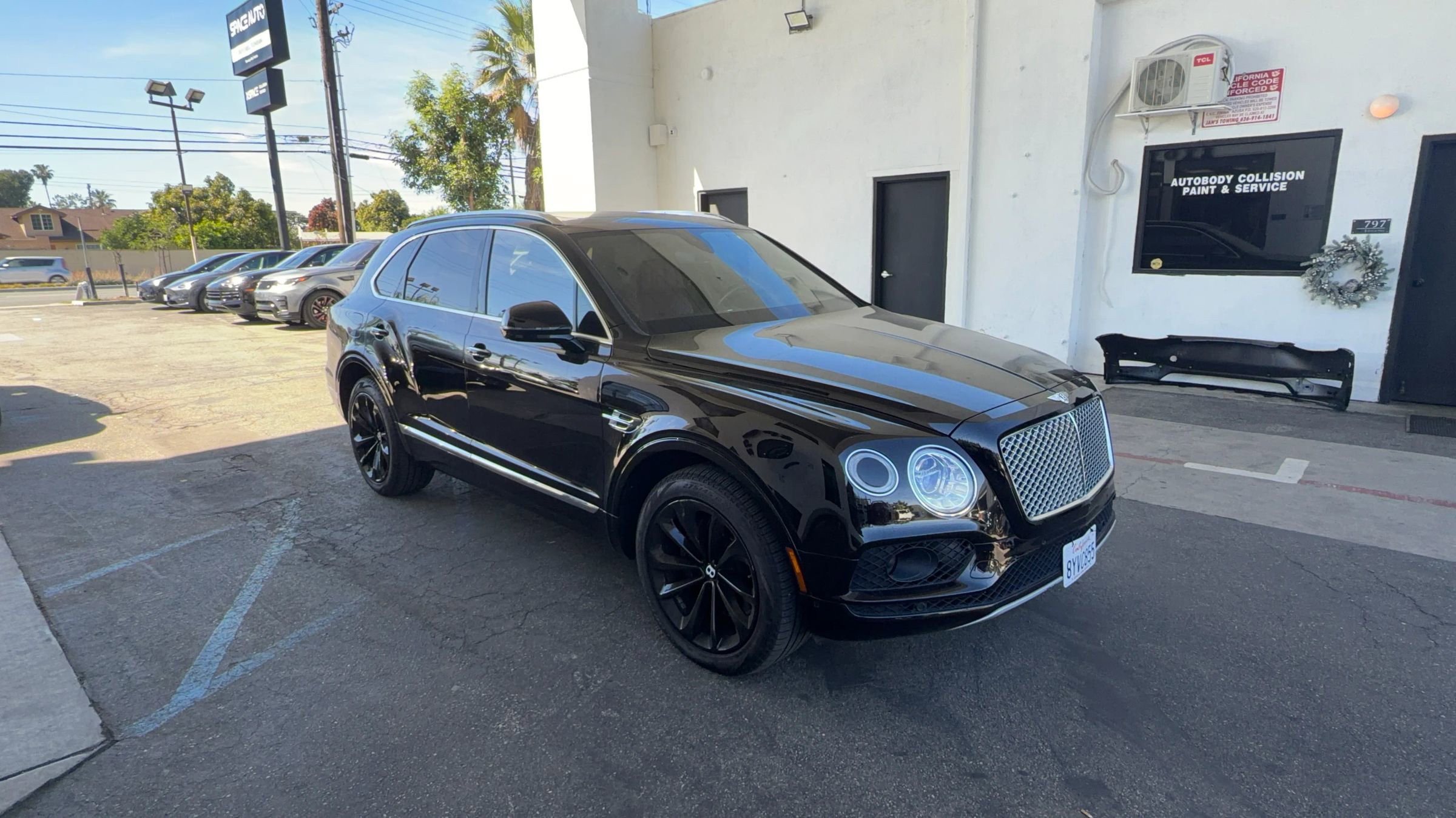 Used 2017 Bentley Bentayga image 8