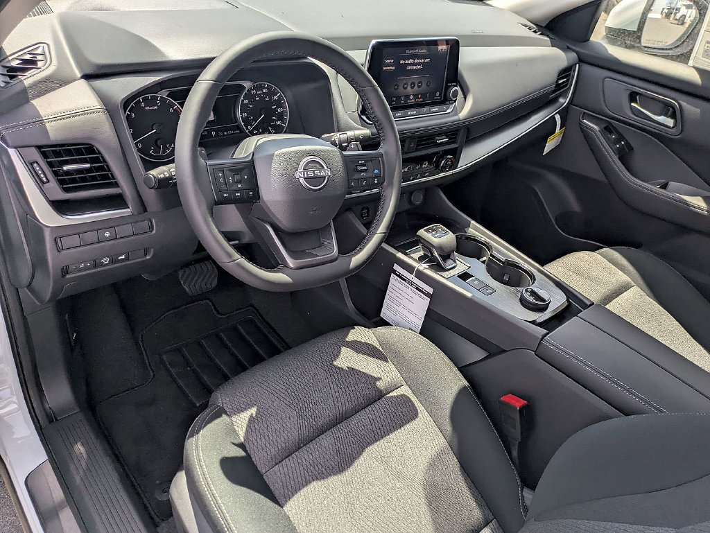 New 2025 Nissan Rogue SV AWD/4WD image 11