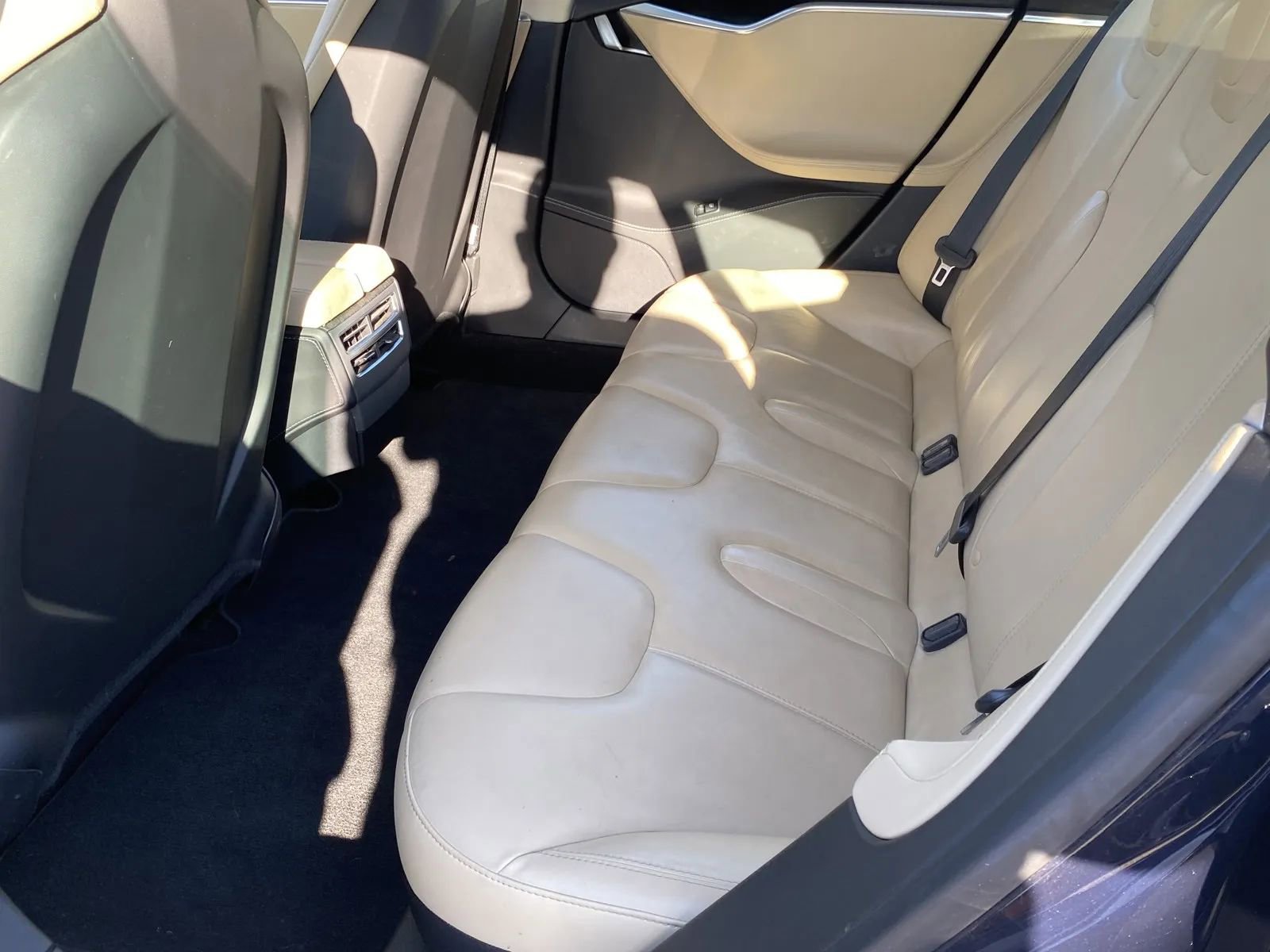 Used 2014 Tesla Model S P85 RWD image 9