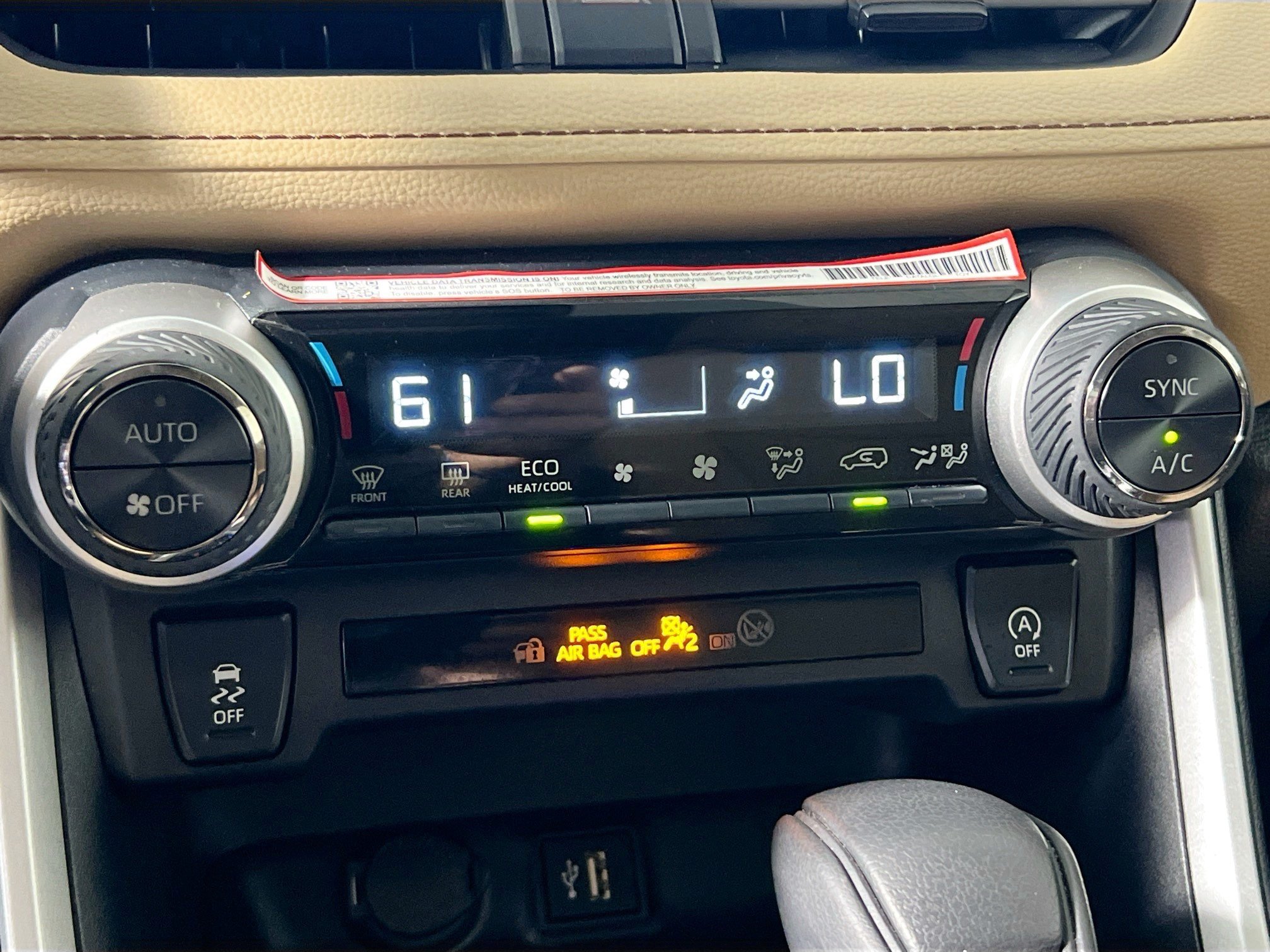 Used 2025 Toyota RAV4 XLE w/ Convenience Package FWD image 25