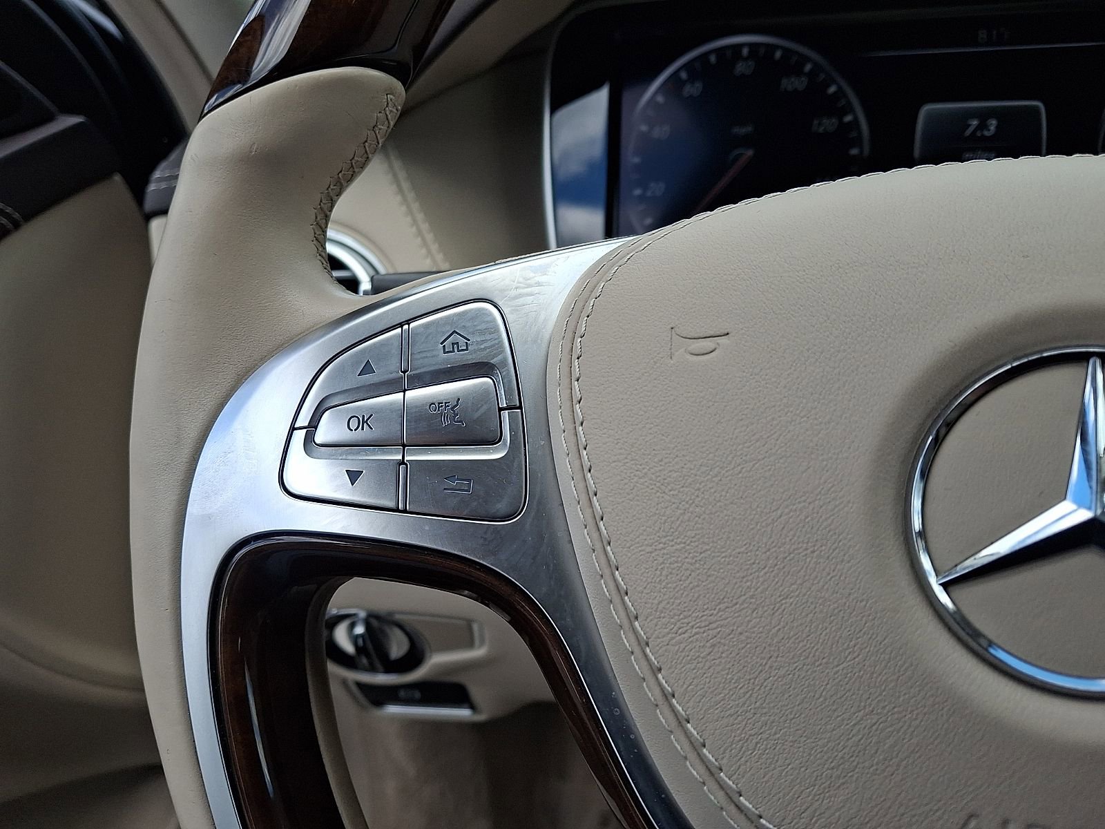 Used 2014 Mercedes-Benz S 550 Sedan image 22