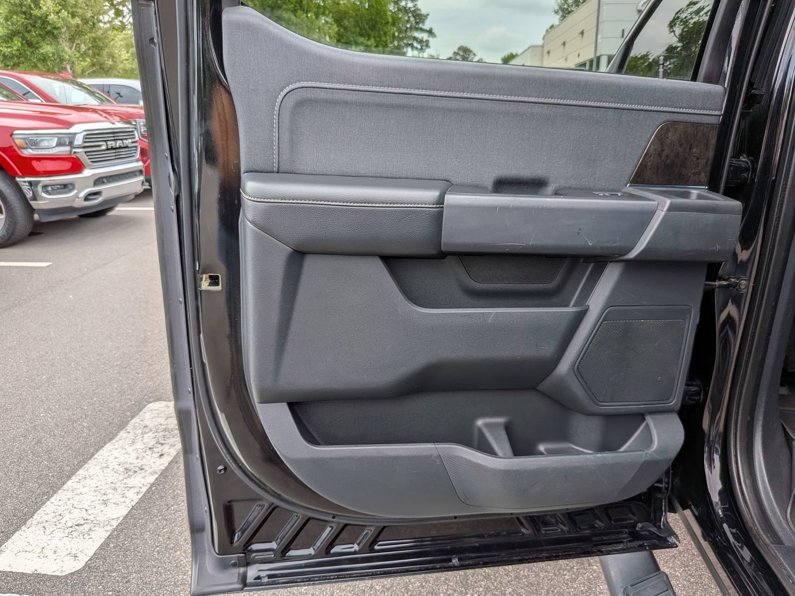 Used 2021 Ford F150 Lariat AWD/4WD image 27