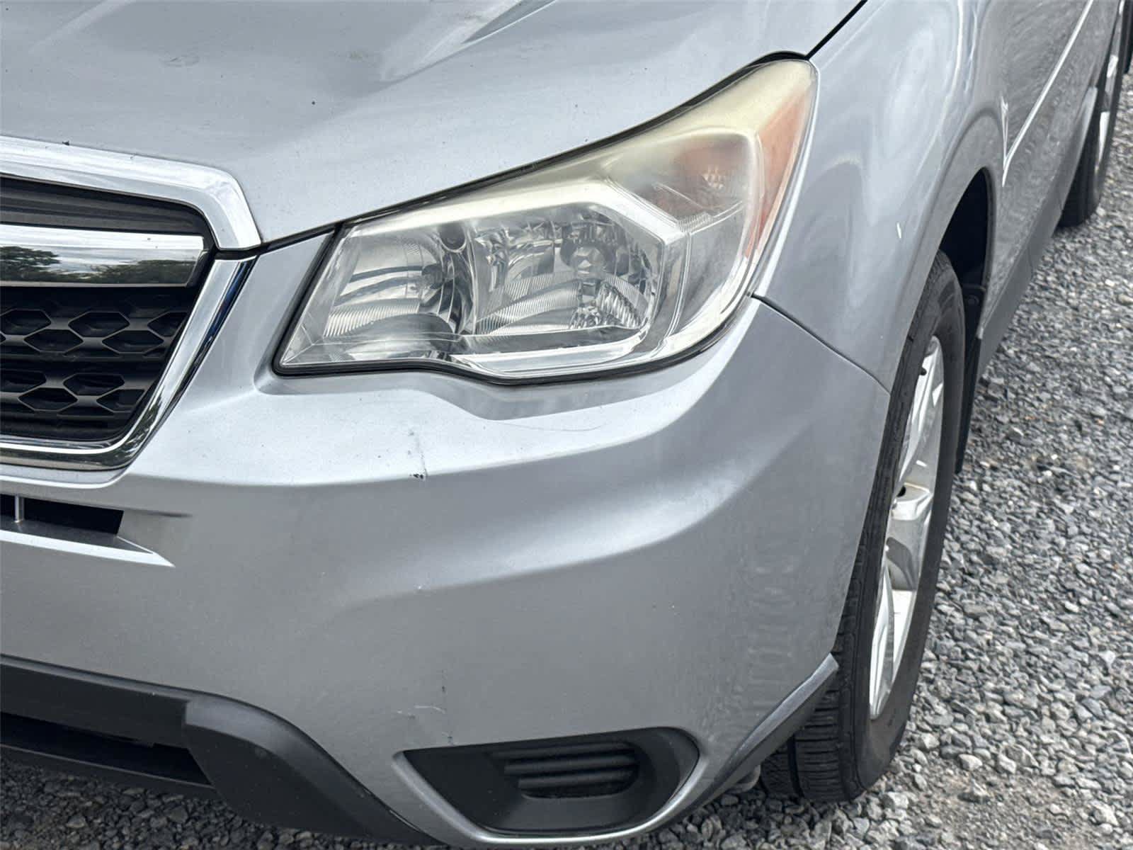 Used 2015 Subaru Forester 2.5i Premium w/ All-Weather Package AWD/4WD image 9