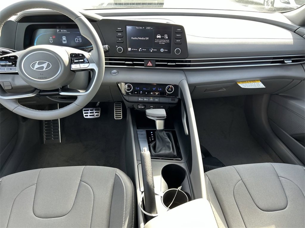 New 2026 Hyundai Elantra Sport image 4