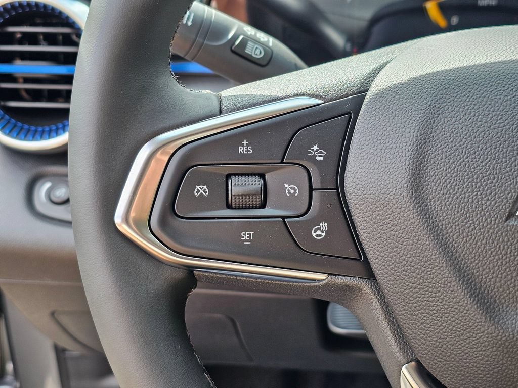 New 2026 Chevrolet Trax LT w/ Midnight Edition FWD image 26