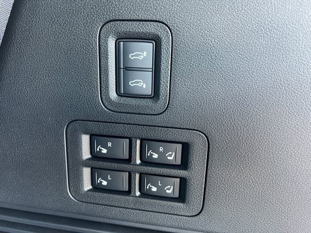 New 2025 Nissan Armada PRO-4X image 39