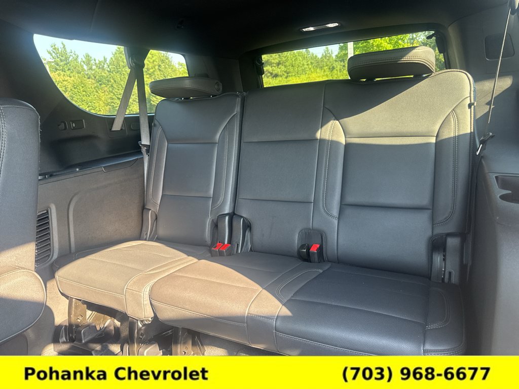 Used 2025 Chevrolet Suburban High Country AWD/4WD image 35