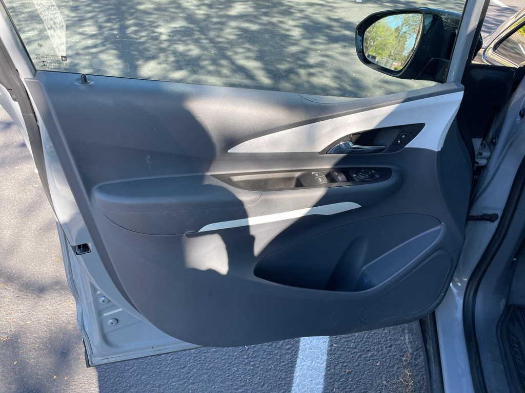 Used 2020 Chevrolet Bolt LT image 15