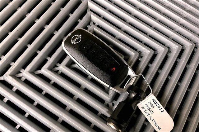 New 2026 Nissan Rogue Platinum image 12