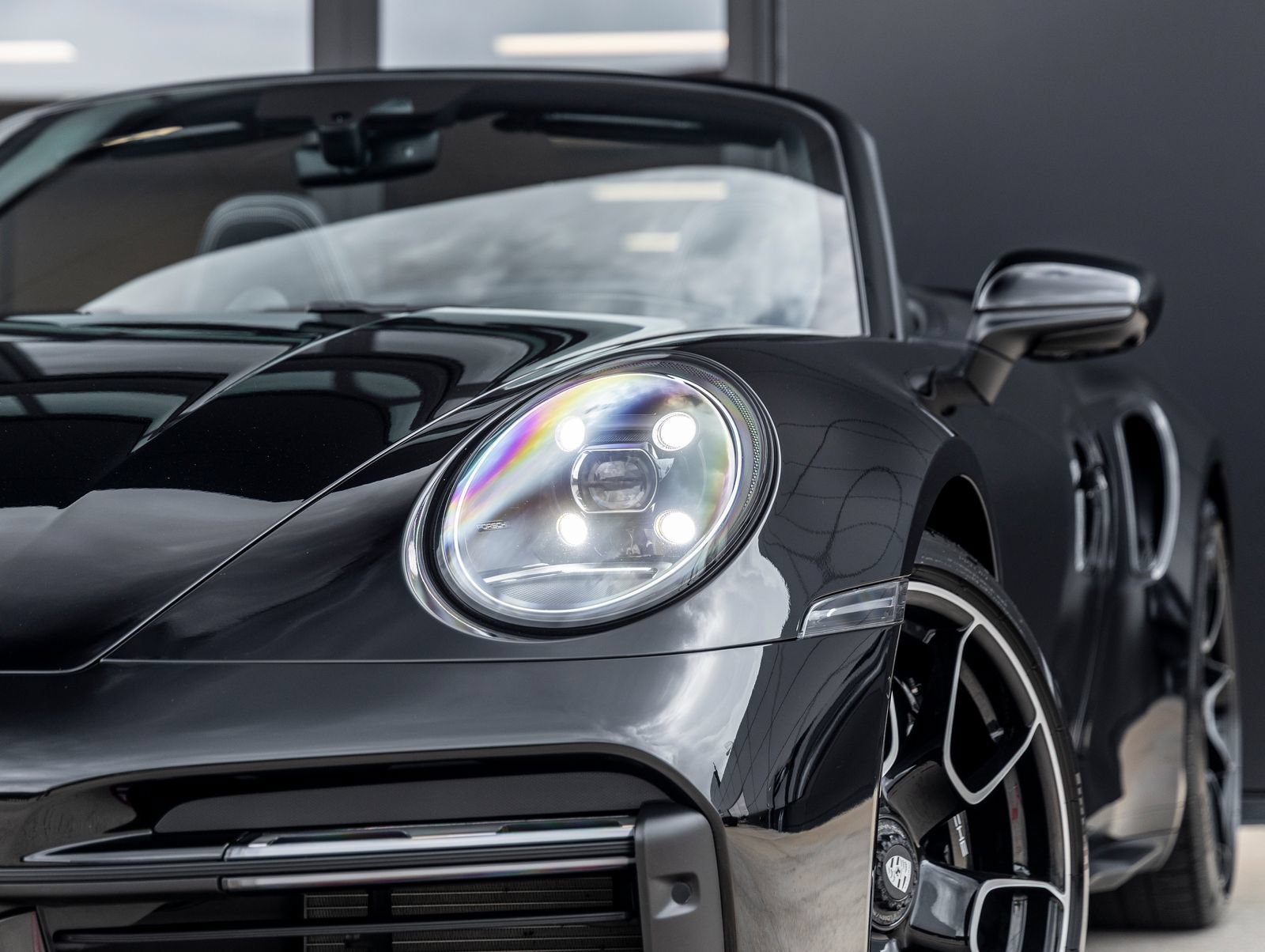 Certified 2024 Porsche 911 Turbo AWD/4WD image 21