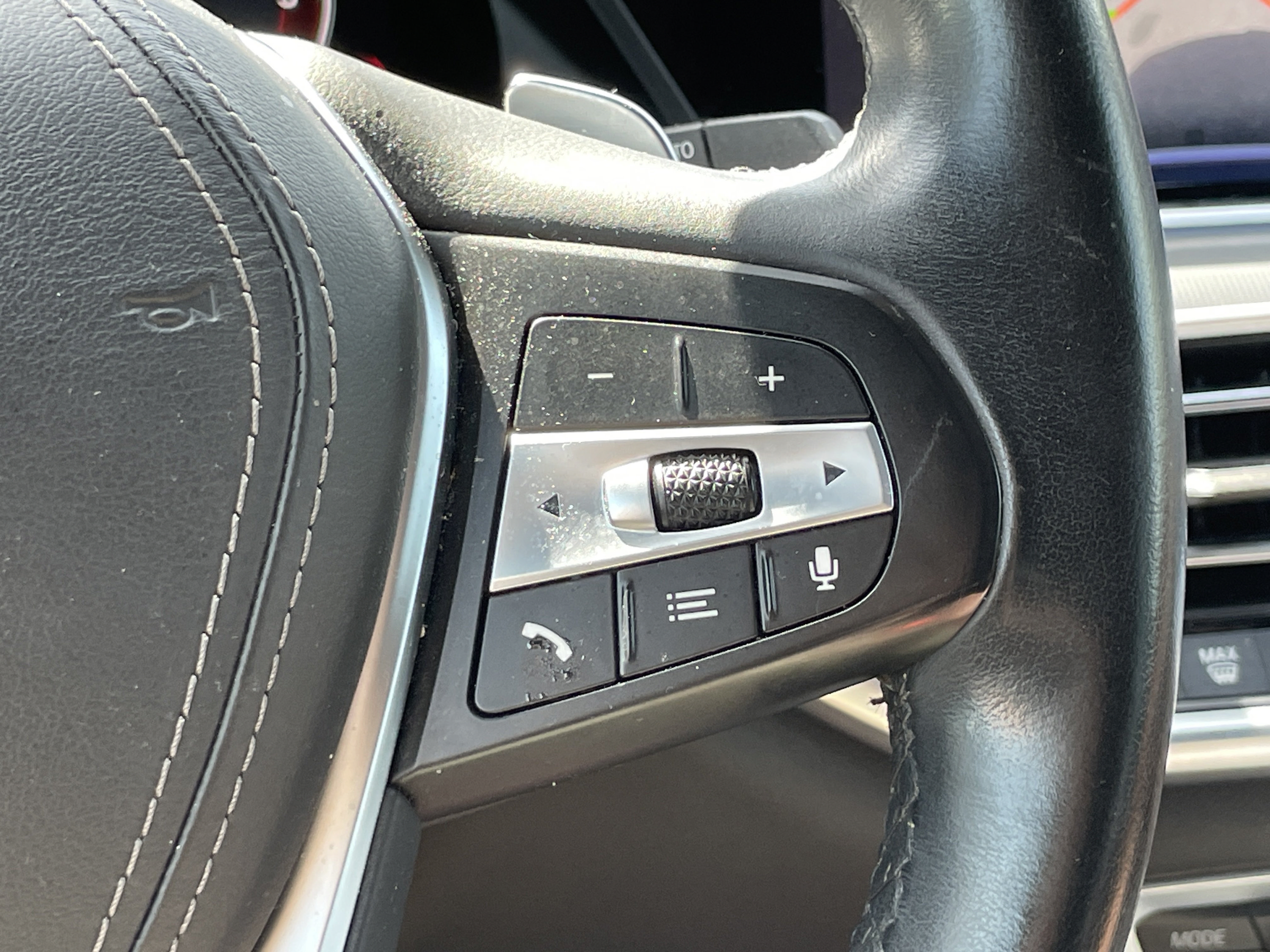Used 2019 BMW X5 xDrive50i w/ Executive Package AWD/4WD image 18