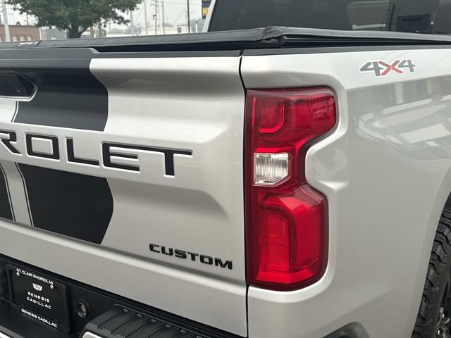 Used 2022 Chevrolet Silverado 1500 Custom w/ Rally Edition AWD/4WD image 6
