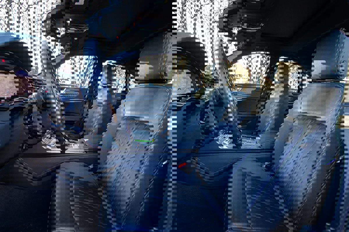 Used 2024 Audi A6 Premium Plus image 10