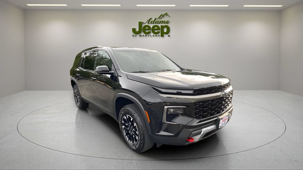 Used 2025 Chevrolet Traverse Z71 AWD/4WD image 13