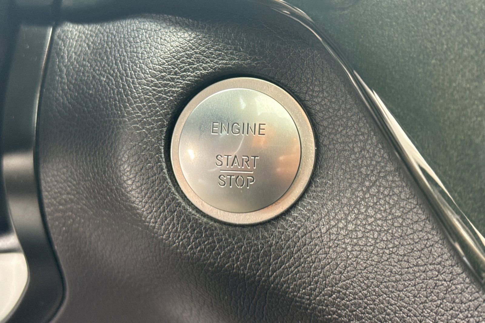 Used 2019 Mercedes-Benz GLE 400 4MATIC image 23