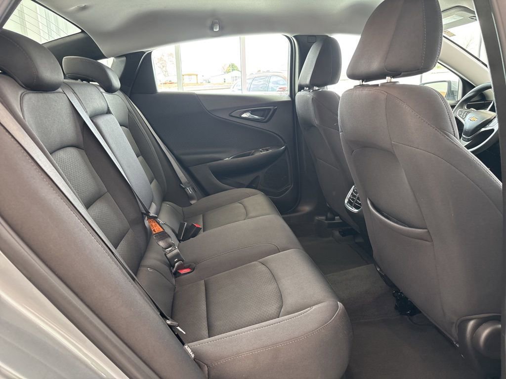 Used 2024 Chevrolet Malibu LT FWD image 17