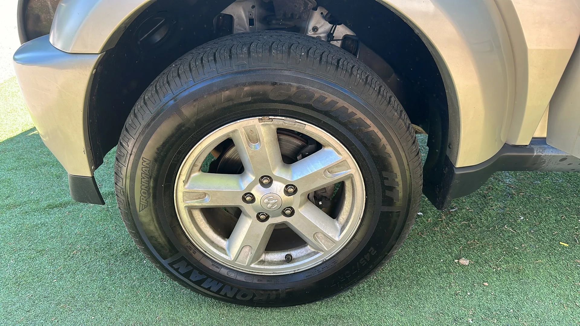 Used 2008 Dodge Nitro SXT image 39