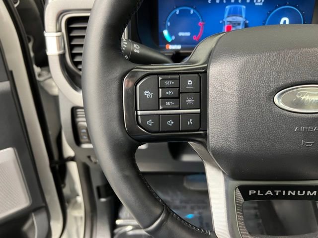 Used 2025 Ford F450 Platinum w/ FX4 Off-Road Package image 27