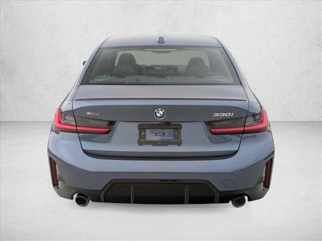 New 2026 BMW 330i xDrive Sedan w/ M Sport Package AWD/4WD image 8