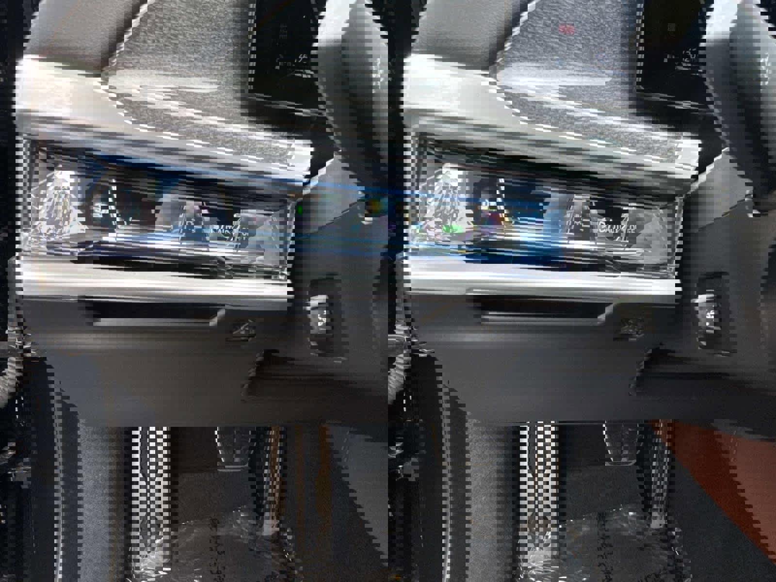 Certified 2023 BMW 760i xDrive AWD/4WD image 31